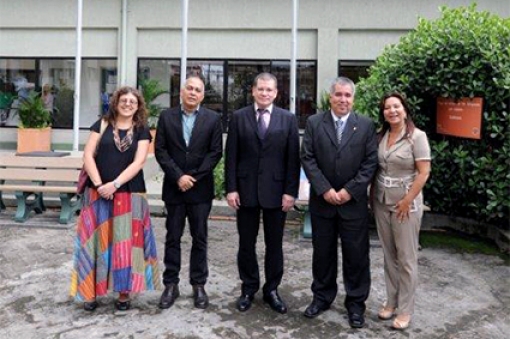 Em nova cooperação, ENSP formará RH no Paraguai