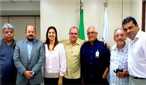 Ativistas de TB e Aids se reúnem com o Secretário Estadual de Saúde do RJ