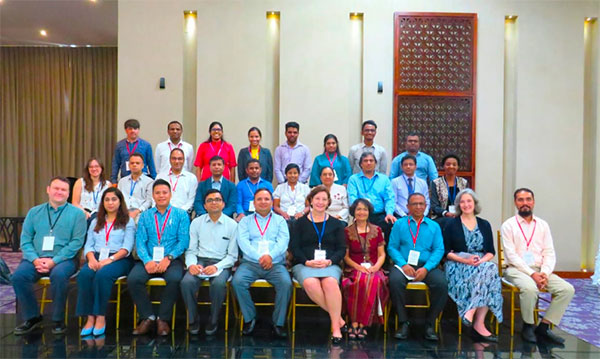 ENSP apresenta experiências de monitoramento da indústria do tabaco em evento no Sri Lanka