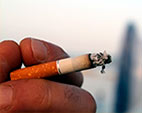 AGU cobra de fabricantes de cigarro ressarcimento de gasto com tratamento de fumantes